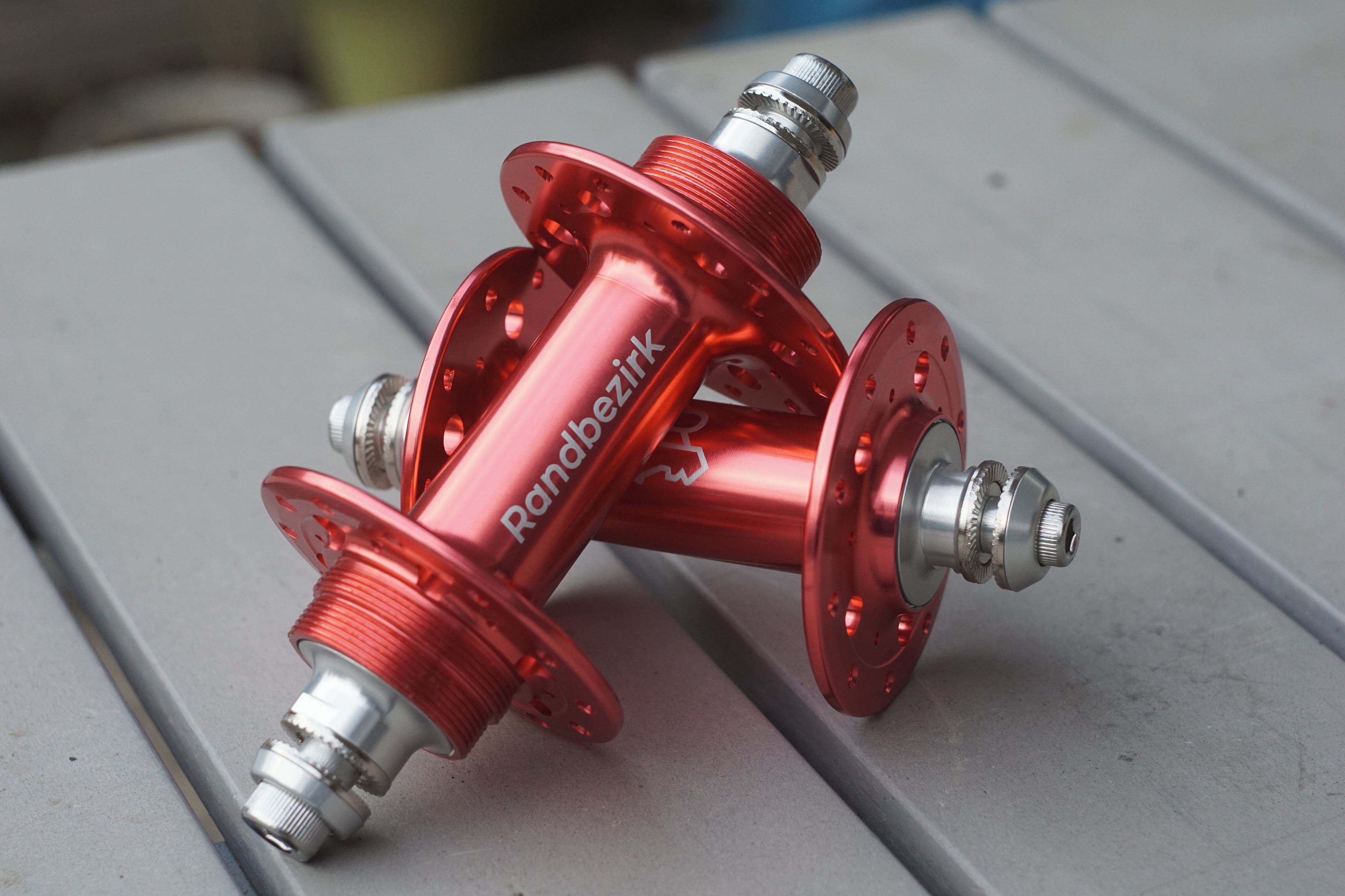 Randbezirk "Buzz" Track Hubs