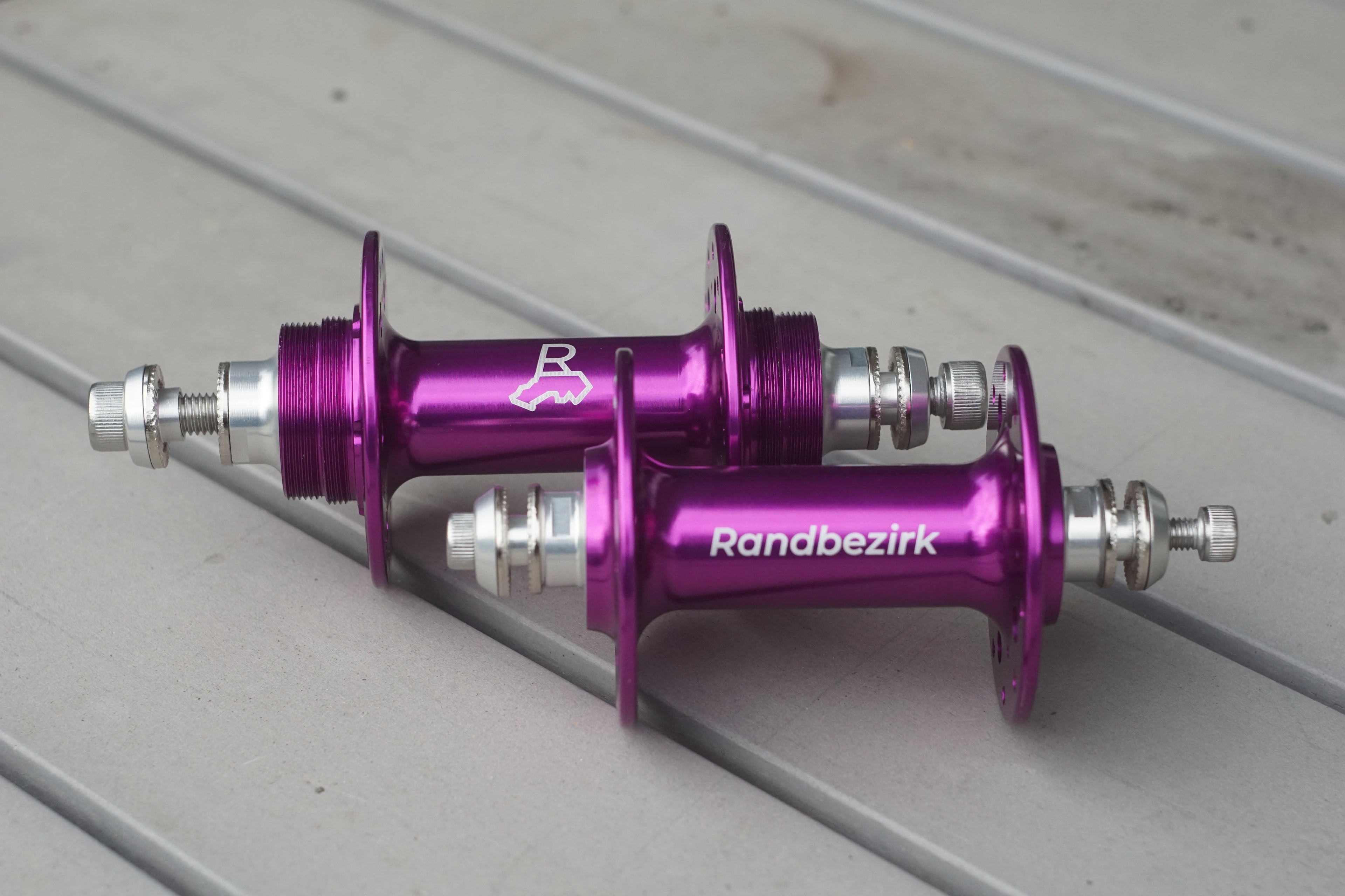 Randbezirk "Buzz" Track Hubs