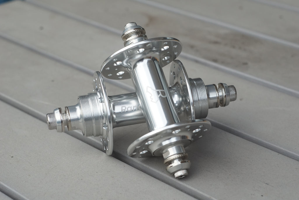 Randbezirk "Buzz" Track Hubs
