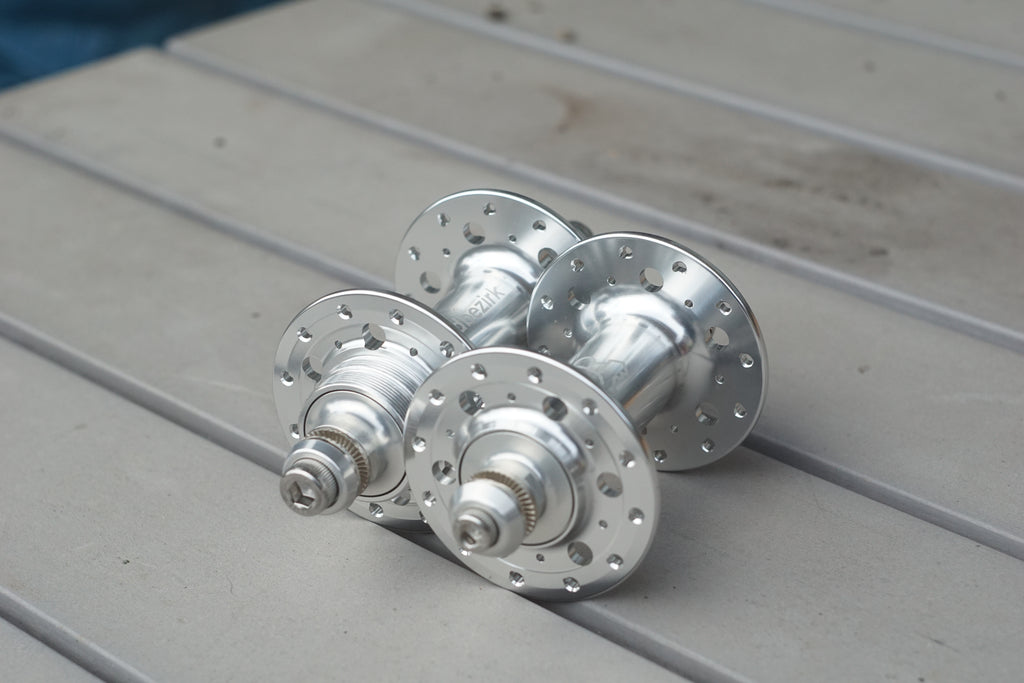 Randbezirk "Buzz" Track Hubs